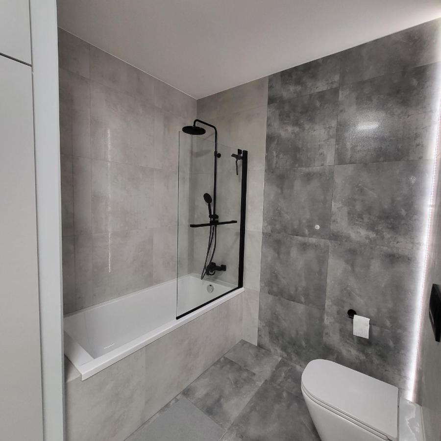 Apartament Vincent Крапковице Екстериор снимка